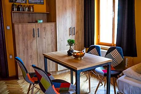 Quadruple Room with Private Bathroom