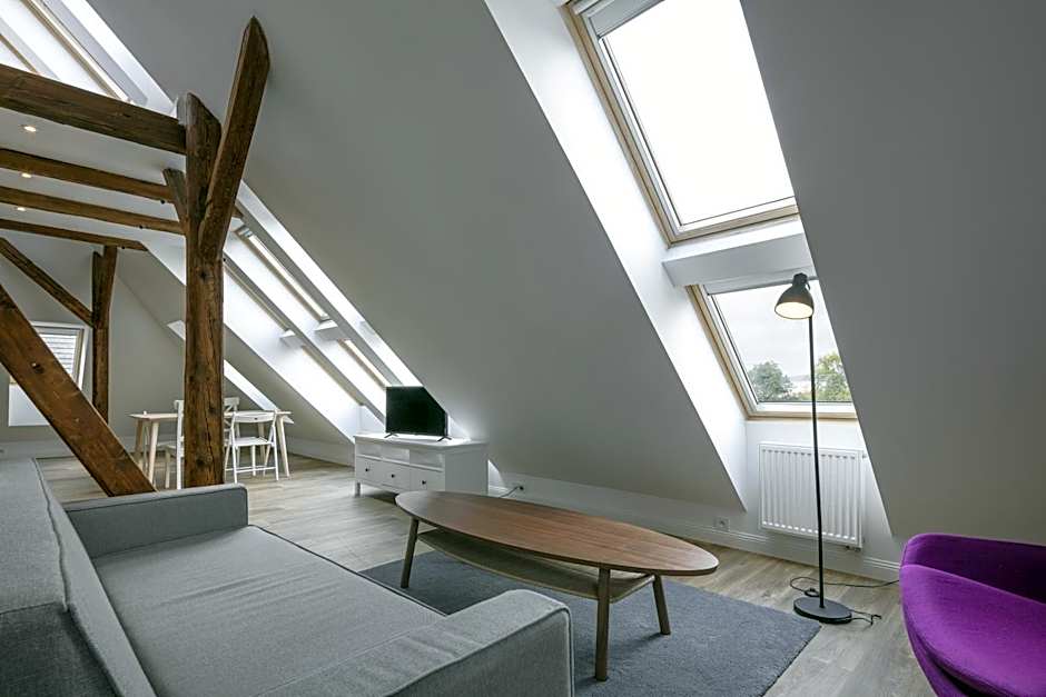 Pytloun Flat Hotel