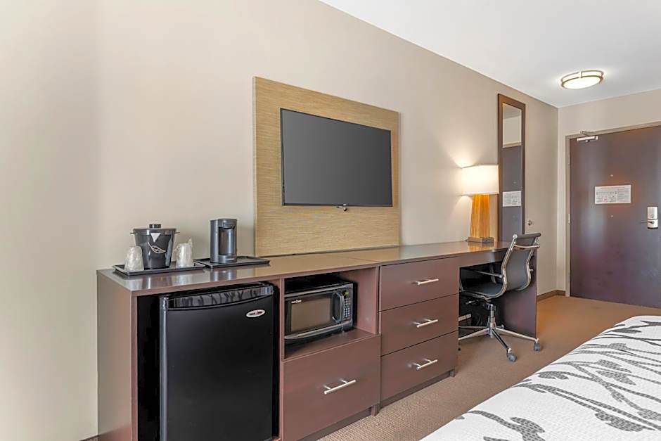 Sleep Inn & Suites Cumberland