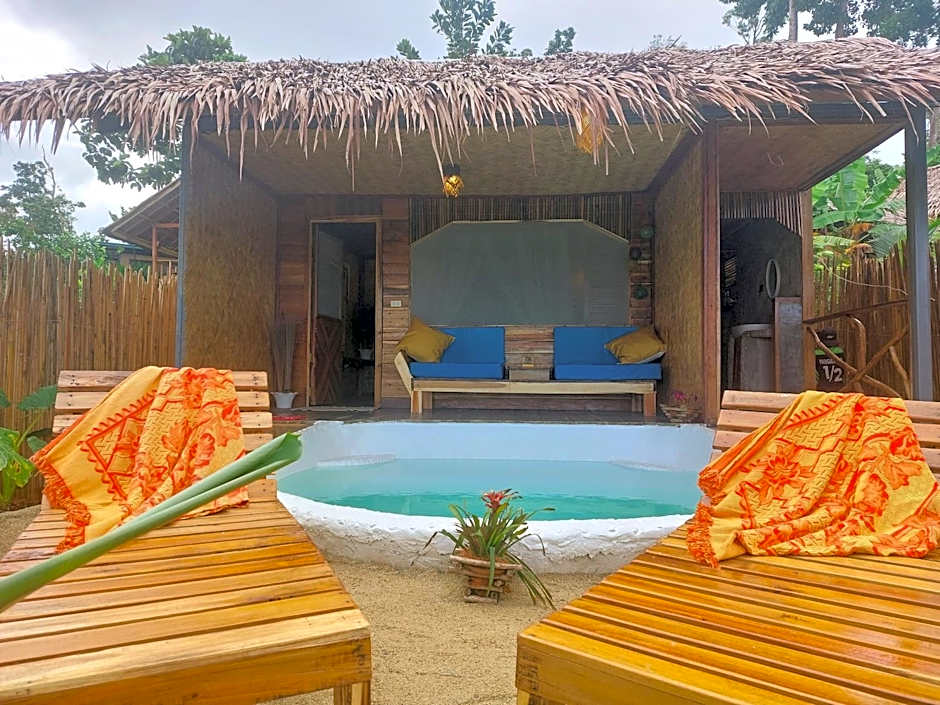 Jungle Bar Honeymoon suite & private pool