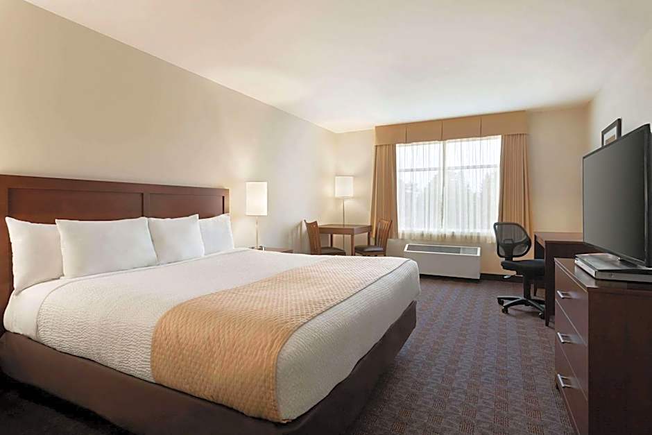 Days Inn by Wyndham Ottawa Airport