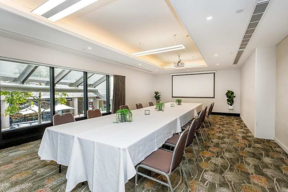 Holiday Inn Perth City Centre By IHG