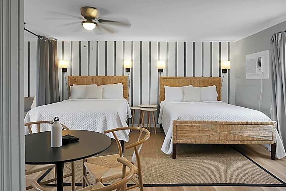 Seabirds Motel At Kure Beach