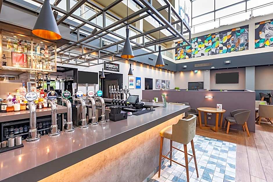 Holiday Inn Milton Keynes Central By IHG