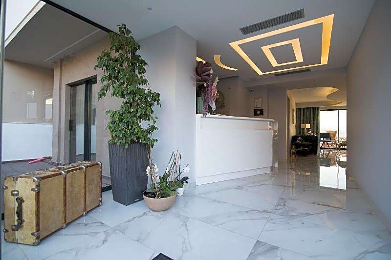 Aianteion Bay Luxury Hotel & Suites