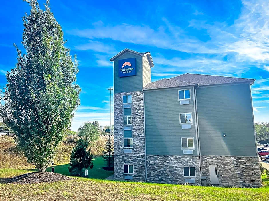 Suburban Studios Triadelphia - Wheeling at The Highlands