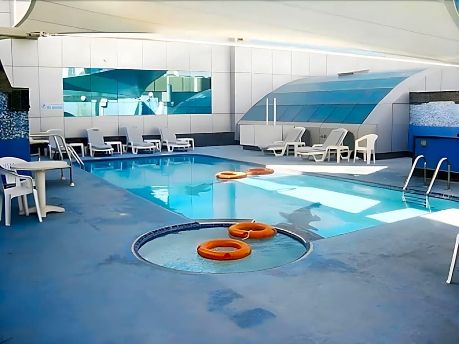 Deira Suites Deluxe Hotel Suites