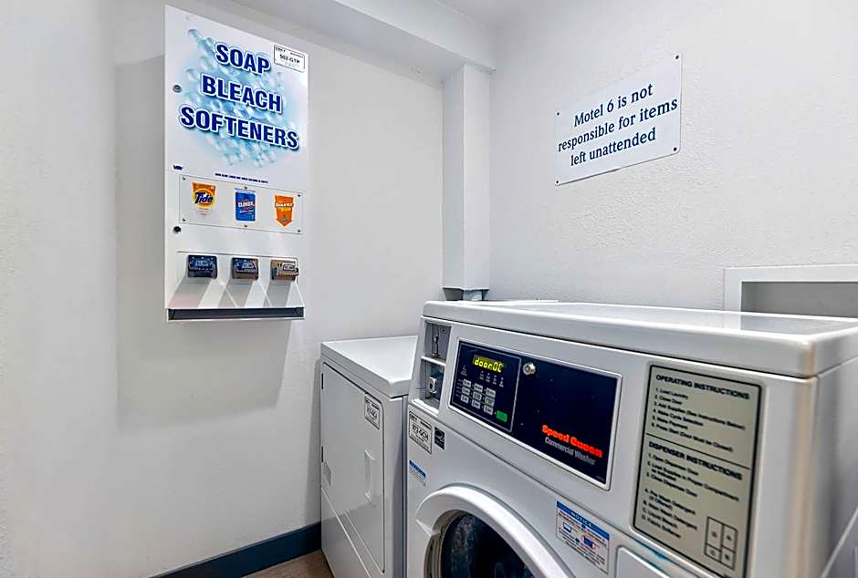 Motel 6 Cedar Rapids Airport