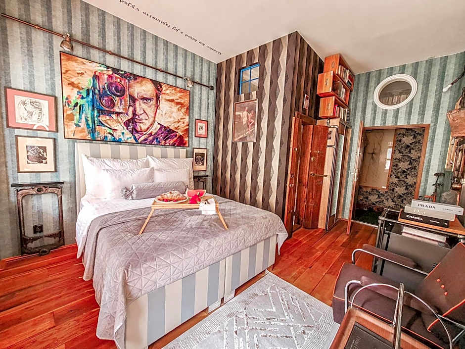 Divná pani Luxury Gallery Rooms