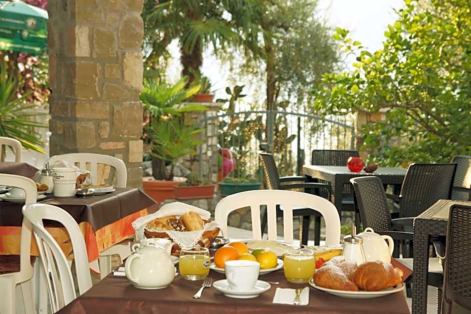 Hotel Augusta Garnì