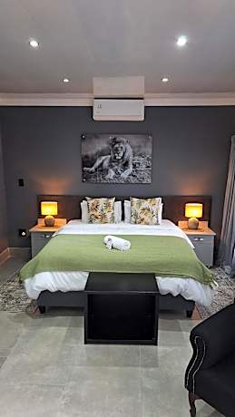 Lion Lodge