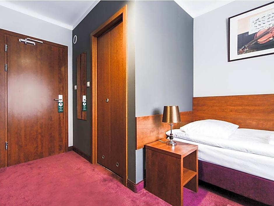 Hotel Chmielna Warsaw