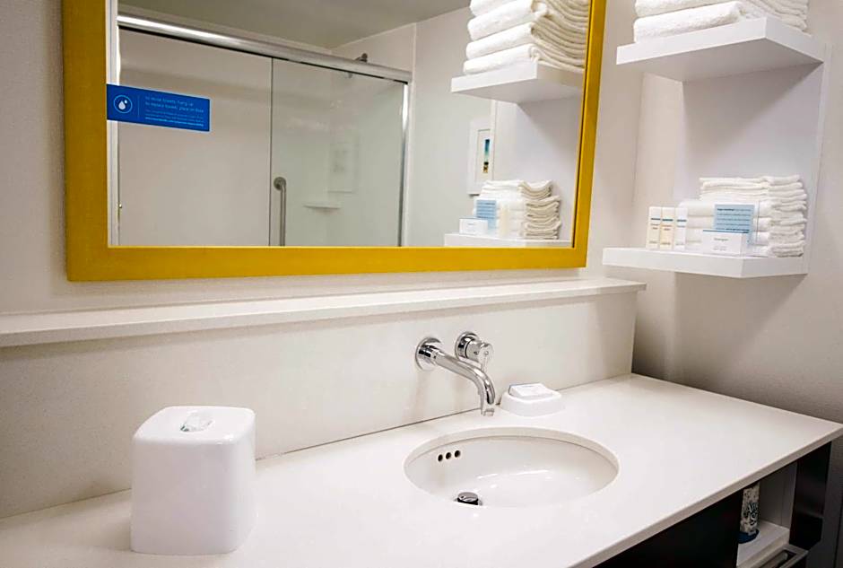 Hampton Inn By Hilton Decatur, Mt. Zion, IL