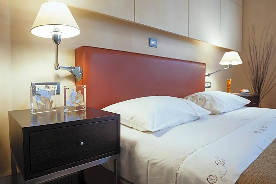 Alexandros Boutique Hotel