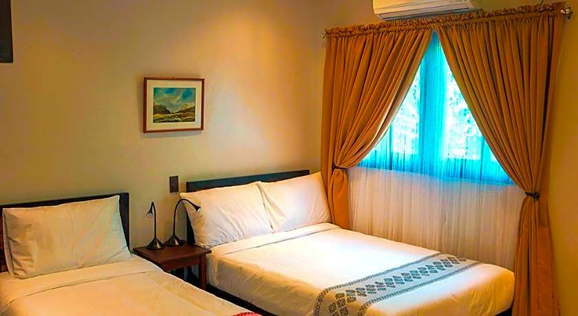 Veranda Suites and Restaurant