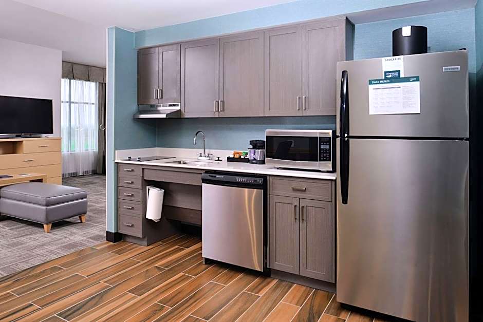 Homewood Suites By Hilton Des Moines Airport