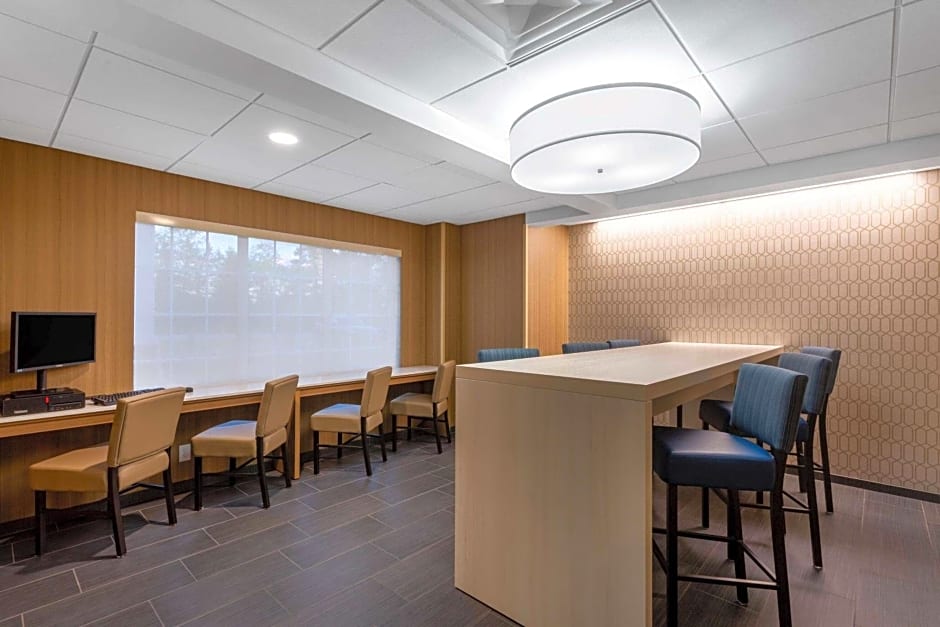 Microtel Inn & Suites by Wyndham Amsterdam