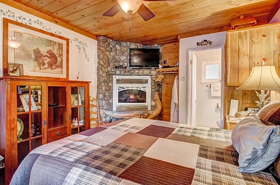 Heavenly Valley Lodge Bed & Breakfast