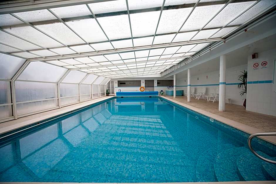 Hotel Feira Pedra Bela