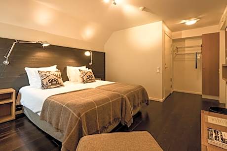 Small Twin Room