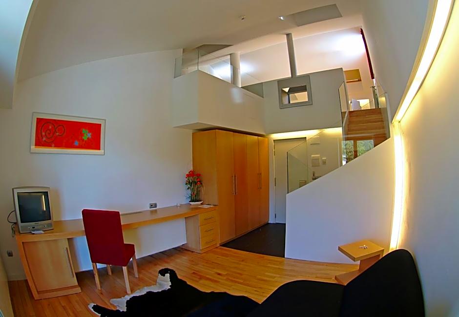 Photo 1 of 4 of Suite