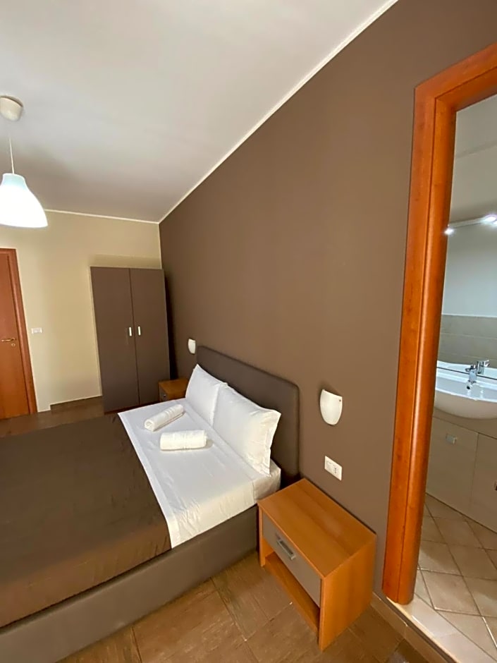 Nick & Santo's Holiday Homes B&B