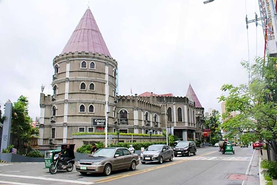 Camelot Hotel Quezon City powered by Cocotel