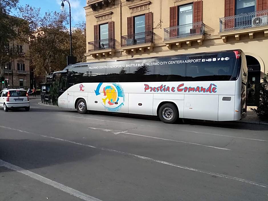 Ariston Petit Hotel