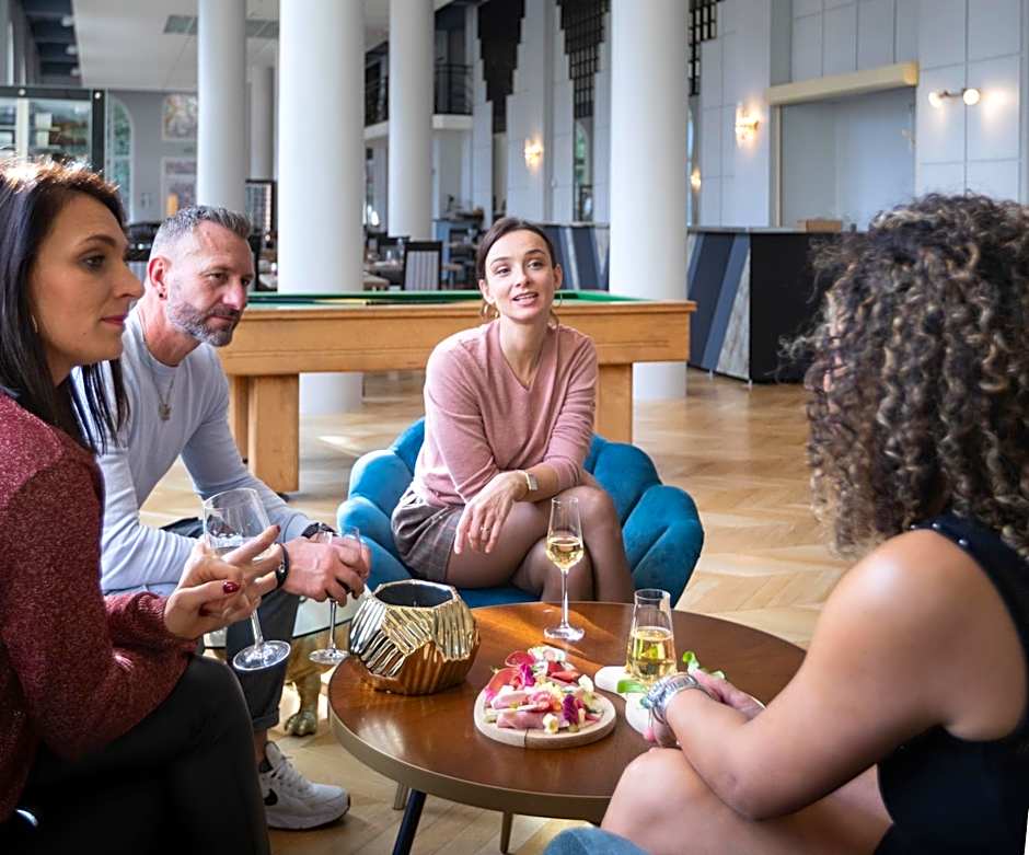 RESIDENCE Rive Droite