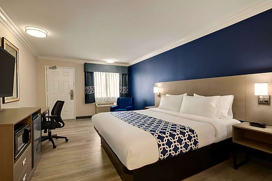 Quality Inn Lake Elsinore