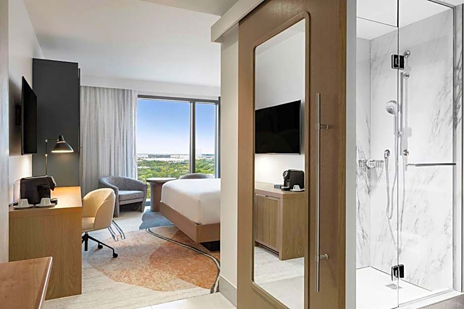 HALL Park Hotel, Autograph Collection