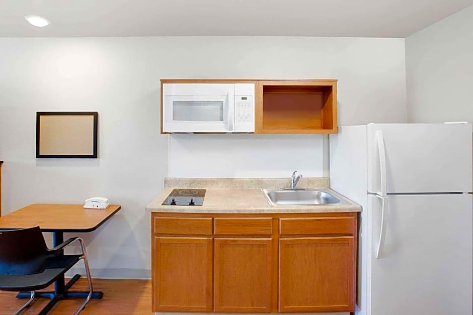 WoodSpring Suites Lake Charles