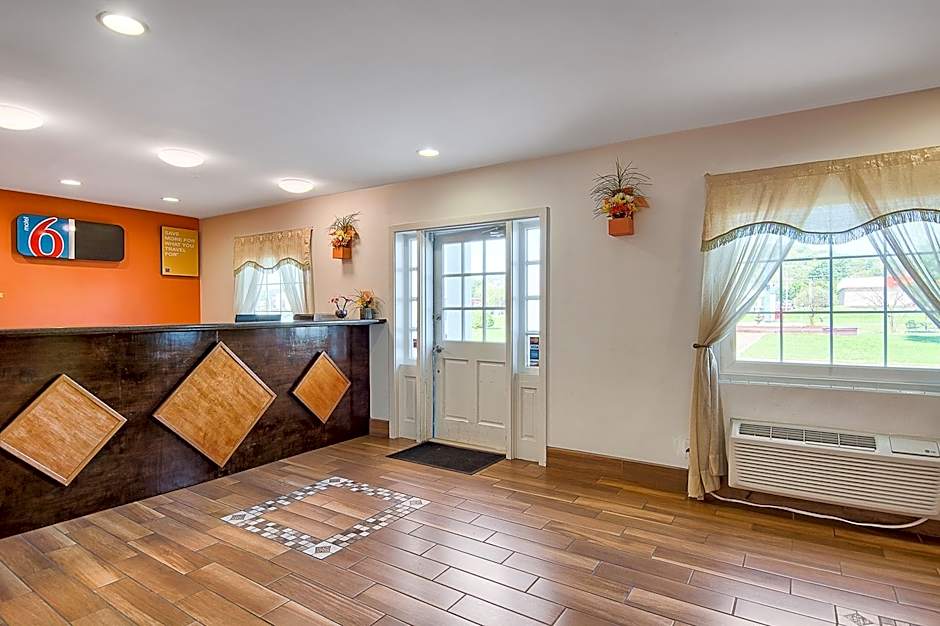 Motel 6-Harrisonburg, VA - South