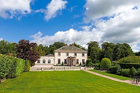 Roundthorn Country House & Luxury Apartments