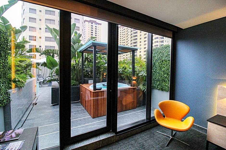 QUARTZ HOTEL & SPA