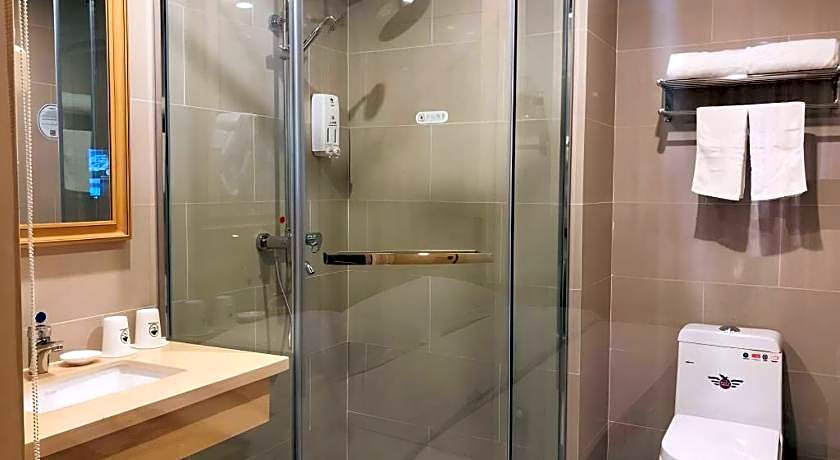 GreenTree Inn Urumqi Airport Tianyi International City