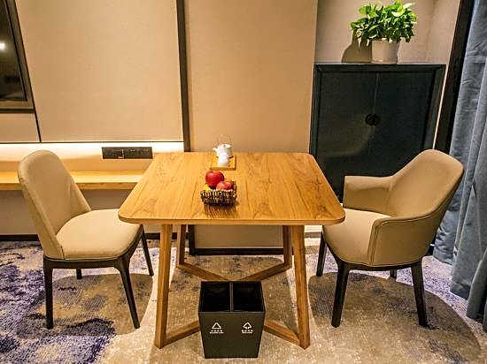 Shipu Hotel (Ningbo Science and Technology Innovation Center, Wisdom Park)