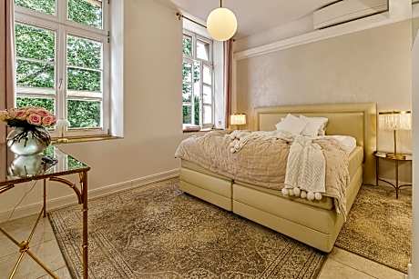 Superior Suite with 2 Bedrooms, 2 Bathrooms, Living/Dining Room and Kitchen
