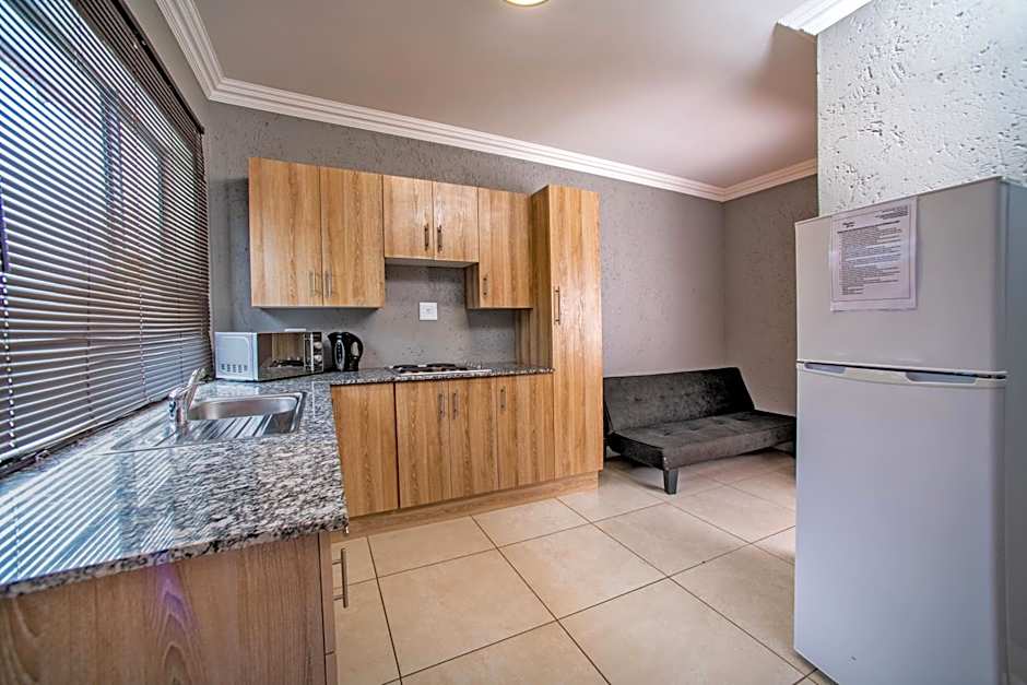 Khayalami Hotel - Emalahleni