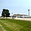 Super 8 by Wyndham Mendota I-39
