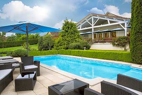 Logis Hôtel Les Voyageurs