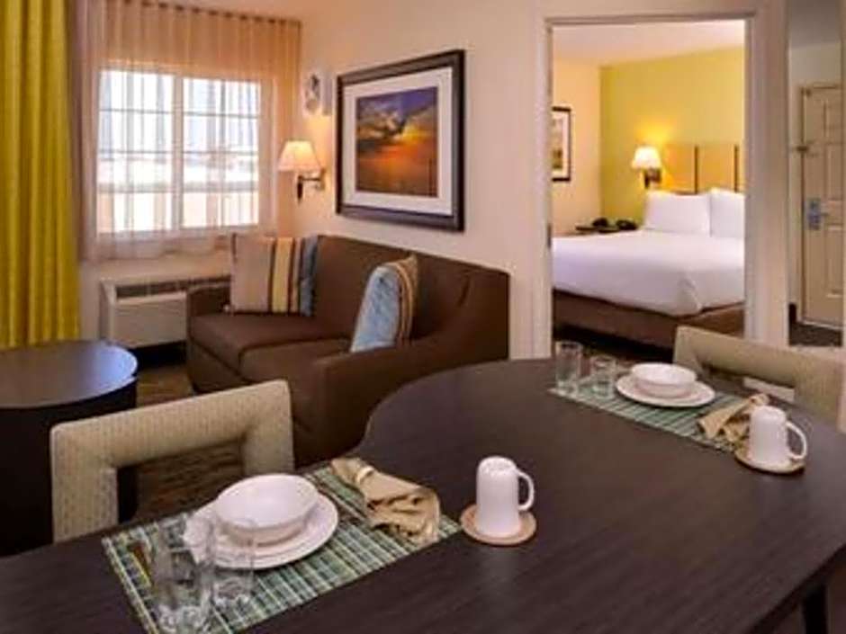 Candlewood Suites Jefferson City By IHG