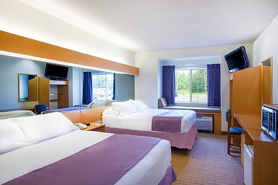 Microtel Inn & Suites By Wyndham Plattsburgh