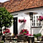 THE SARACENS HEAD INN