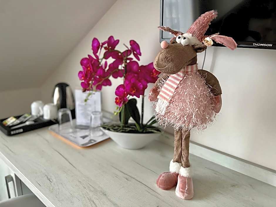 Grand Petit Hotel ex Shato Gesson