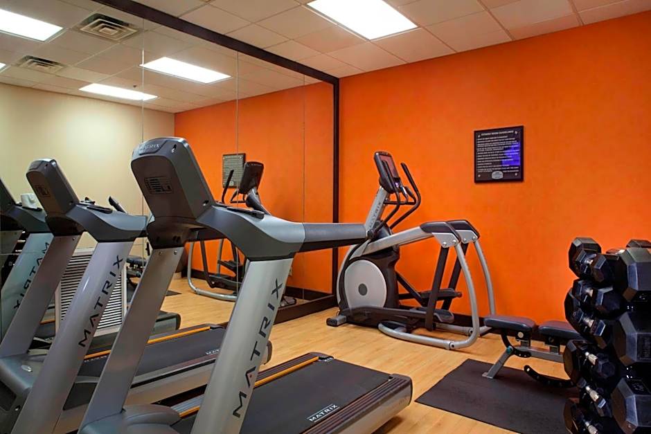 Courtyard by Marriott Bloomington