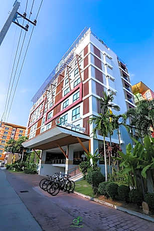 CRYSTAL JADE  RAYONG HOTEL
