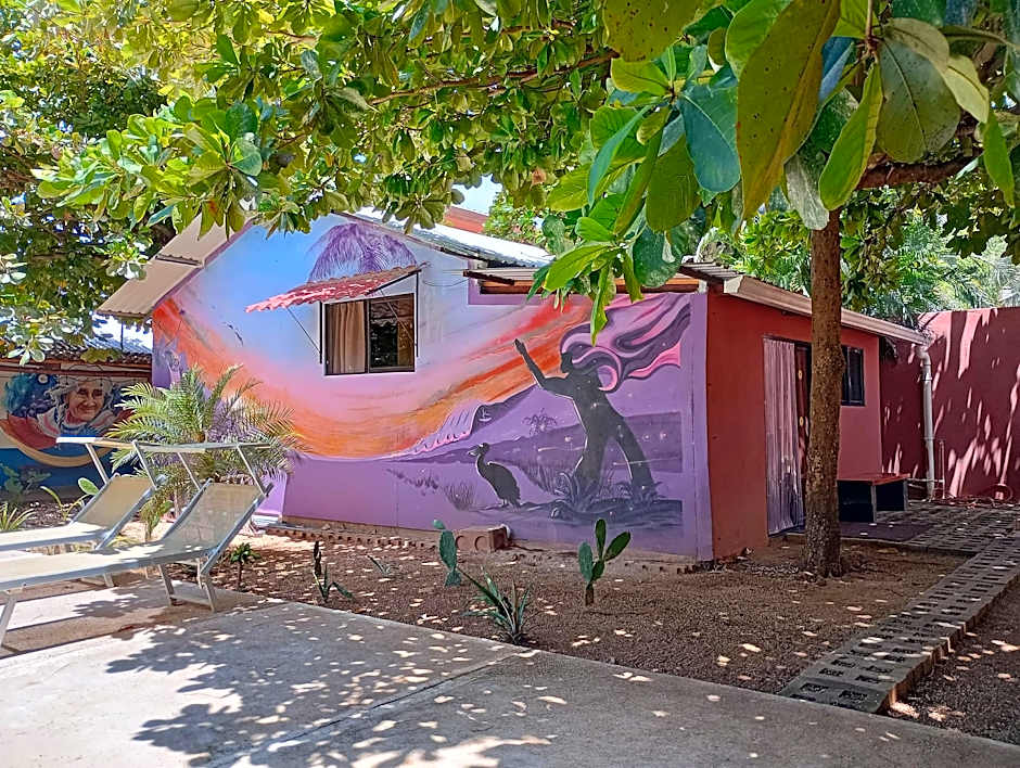 TamaHostel & Glamping