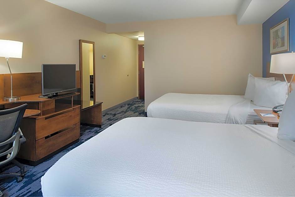 Fairfield Inn & Suites by Marriott Dayton Troy