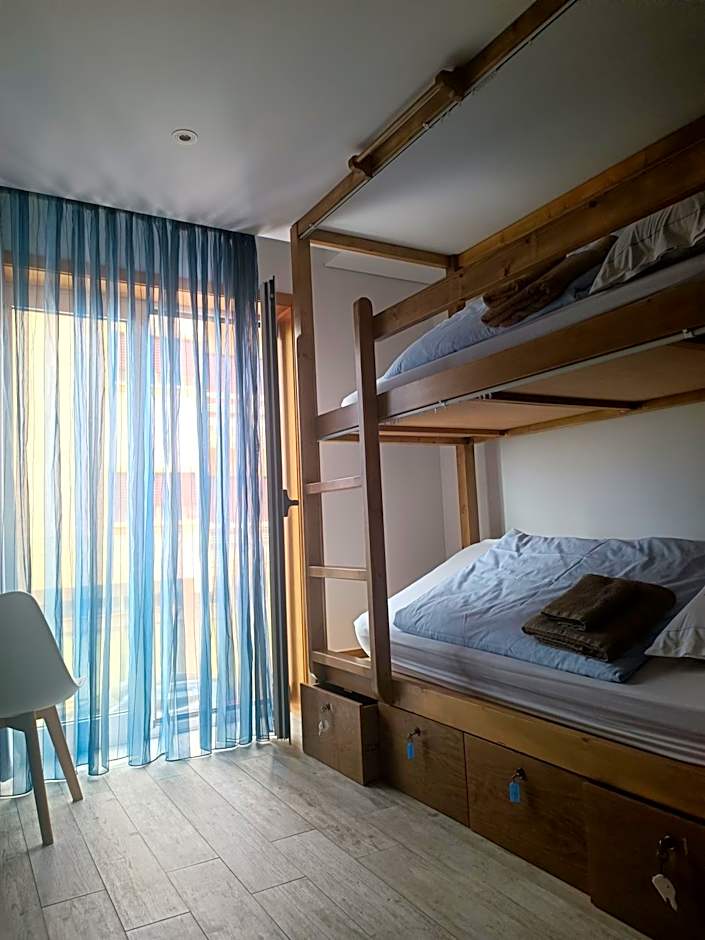 Cachinnans Hostel & apartaments